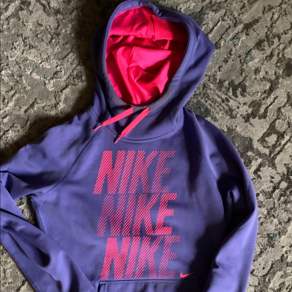 Nike sweatshirt